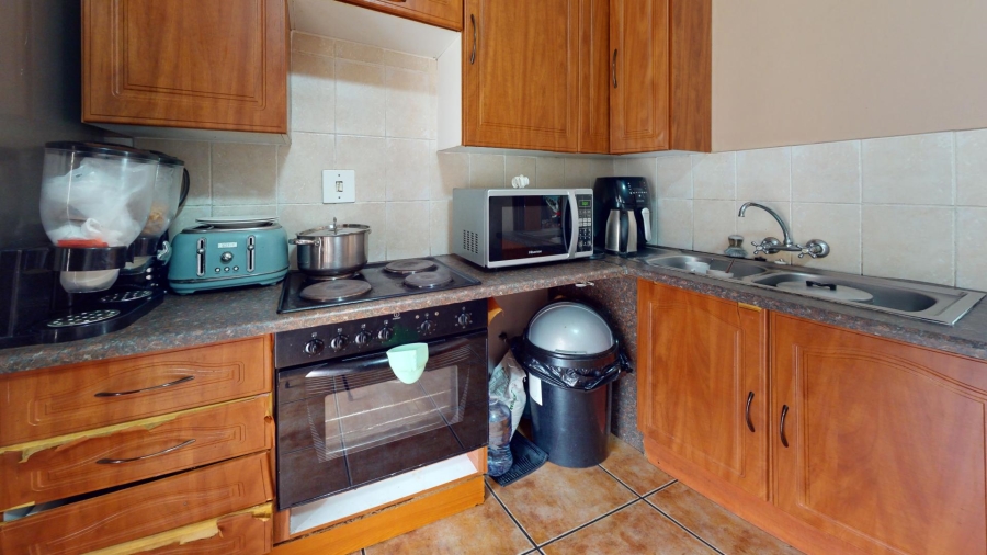 1 Bedroom Property for Sale in Bult West North West